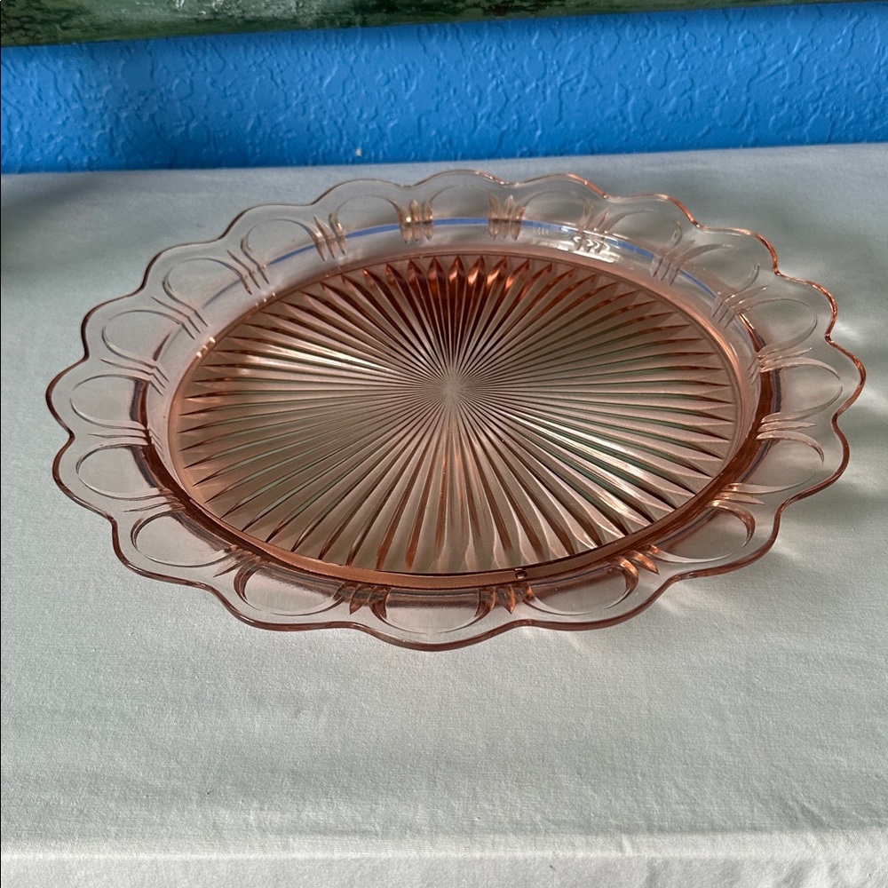 Vintage 13 inch large Anchor Hocking Pink Depression Glass Reticulated Server - Picture 6 of 11